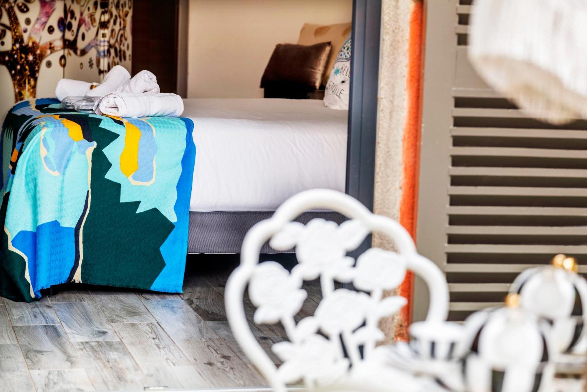 La Bravade Luxe Et Serenite Au Coeur De Saint-Tropez Suites Spacieuses Avec Jardin Enchanteur מראה חיצוני תמונה