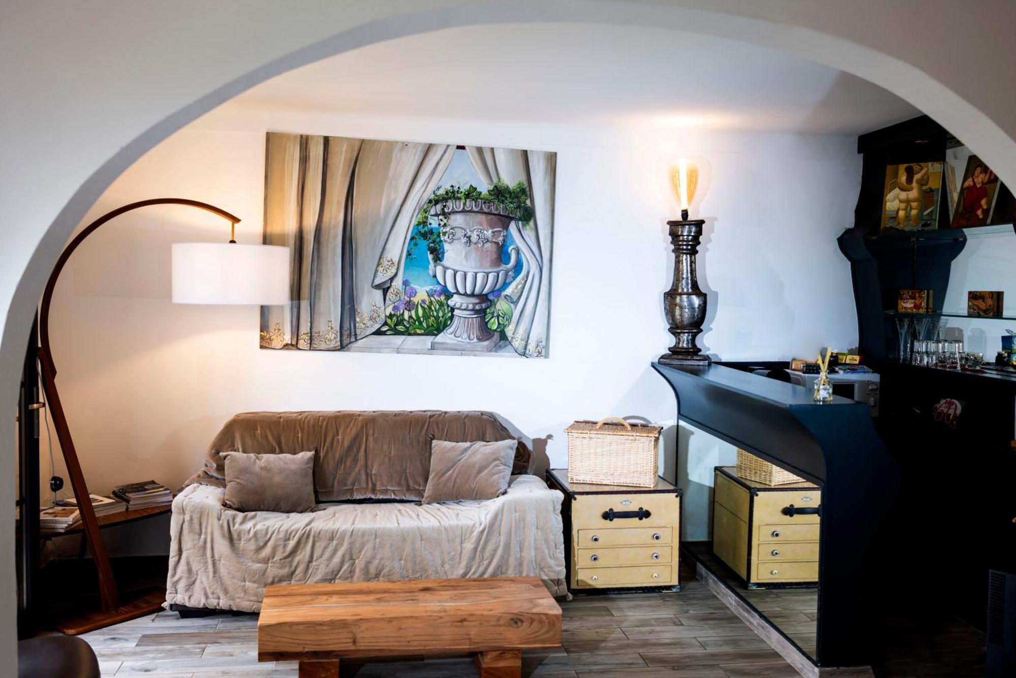 La Bravade Luxe Et Serenite Au Coeur De Saint-Tropez Suites Spacieuses Avec Jardin Enchanteur מראה חיצוני תמונה